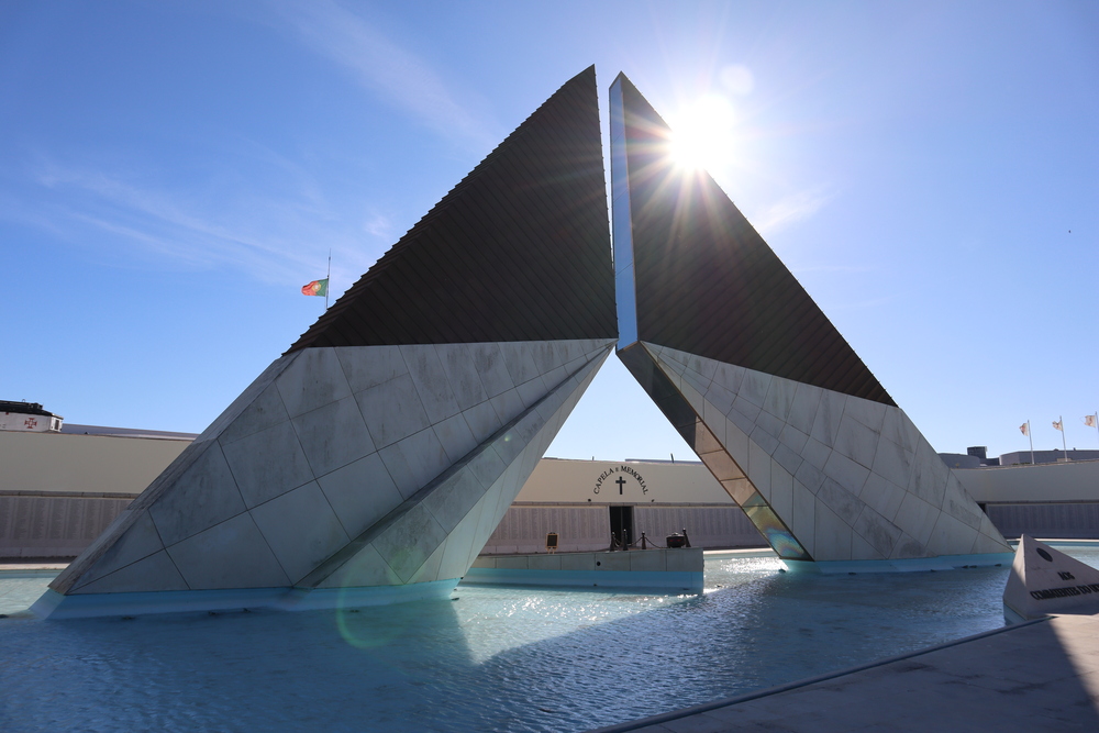 The monument catching the sun.