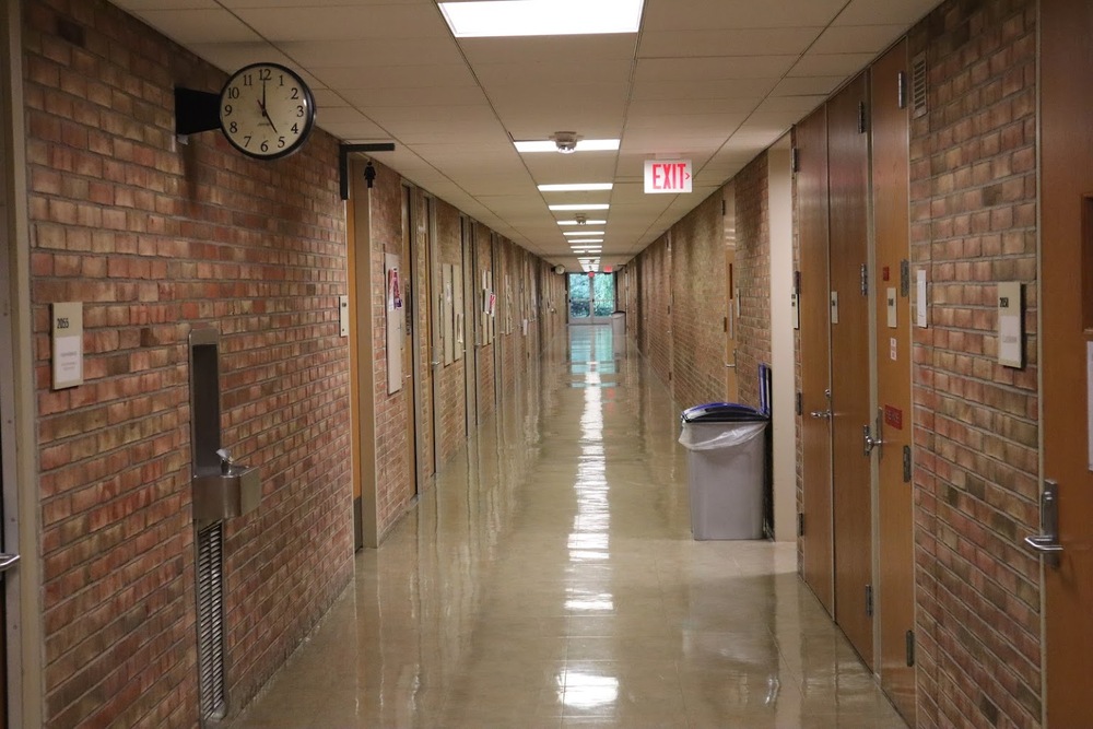 A hallway in UMich SMTD.